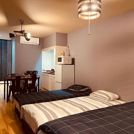 Namba Shinsaibashi 10 Mins Reiko Guest House โอซาก้า ภายนอก รูปภาพ