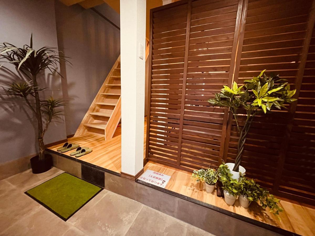 Namba Shinsaibashi 10 Mins Reiko Guest House โอซาก้า ภายนอก รูปภาพ