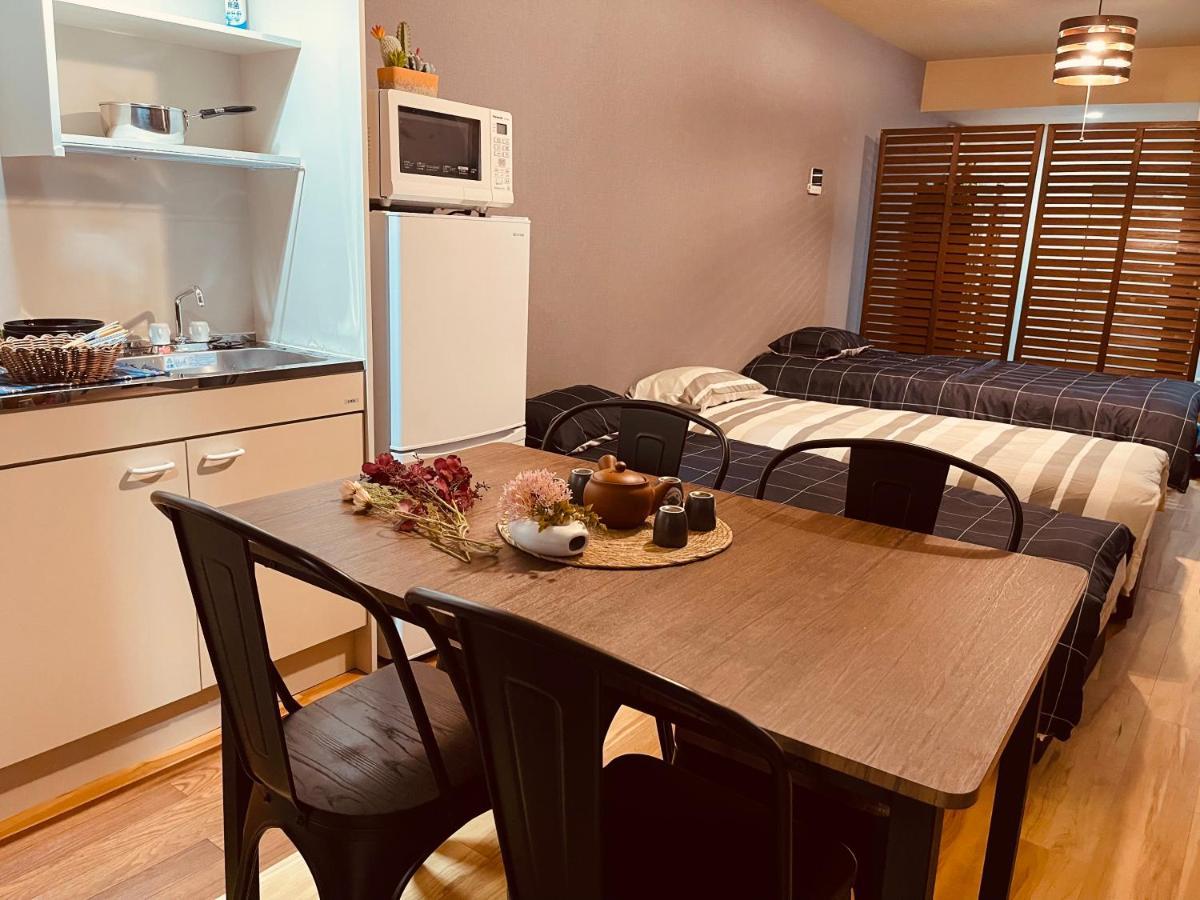 Namba Shinsaibashi 10 Mins Reiko Guest House โอซาก้า ภายนอก รูปภาพ