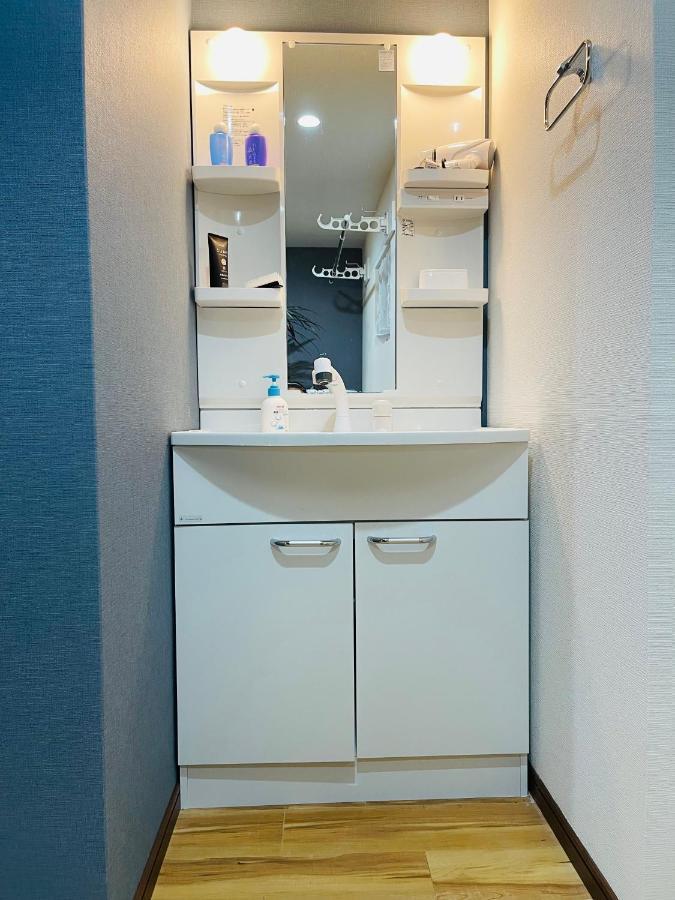 Namba Shinsaibashi 10 Mins Reiko Guest House โอซาก้า ภายนอก รูปภาพ