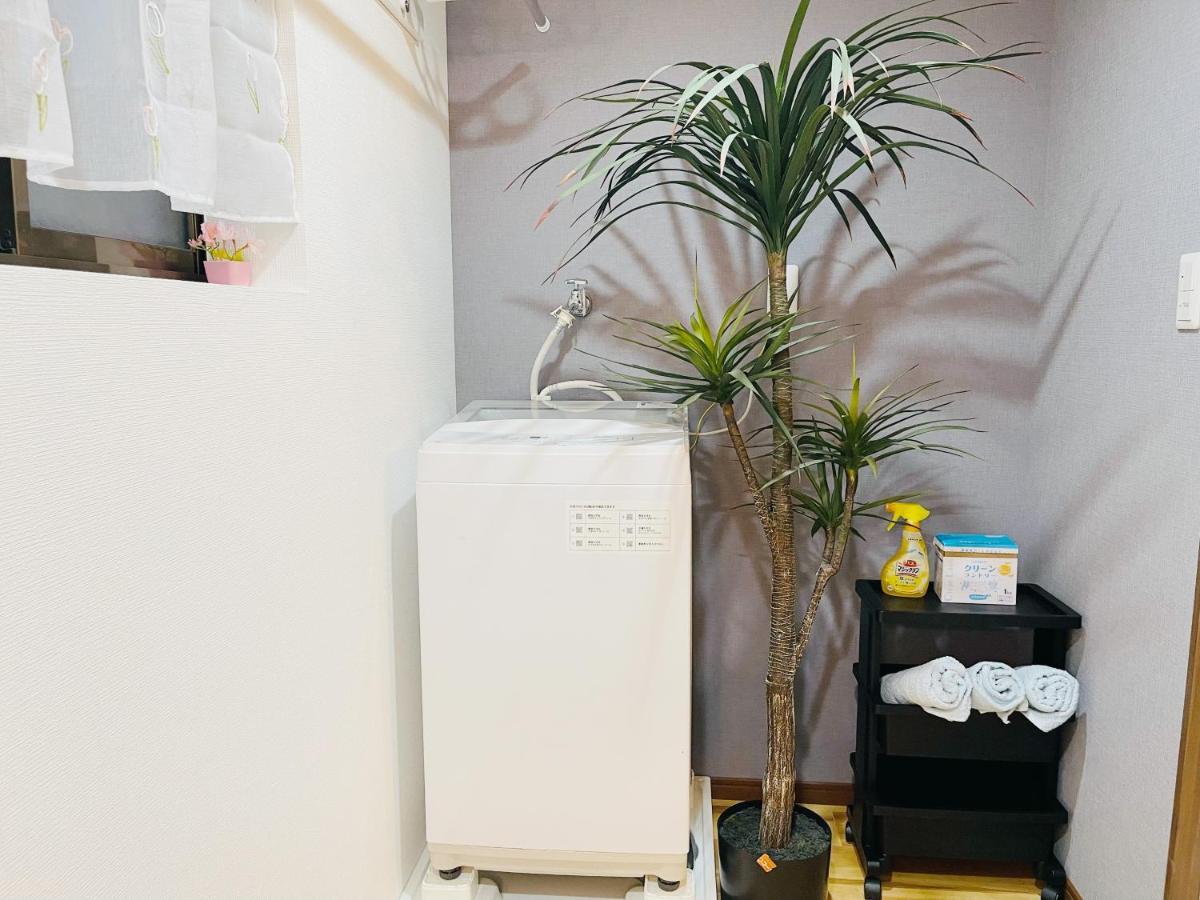 Namba Shinsaibashi 10 Mins Reiko Guest House โอซาก้า ภายนอก รูปภาพ